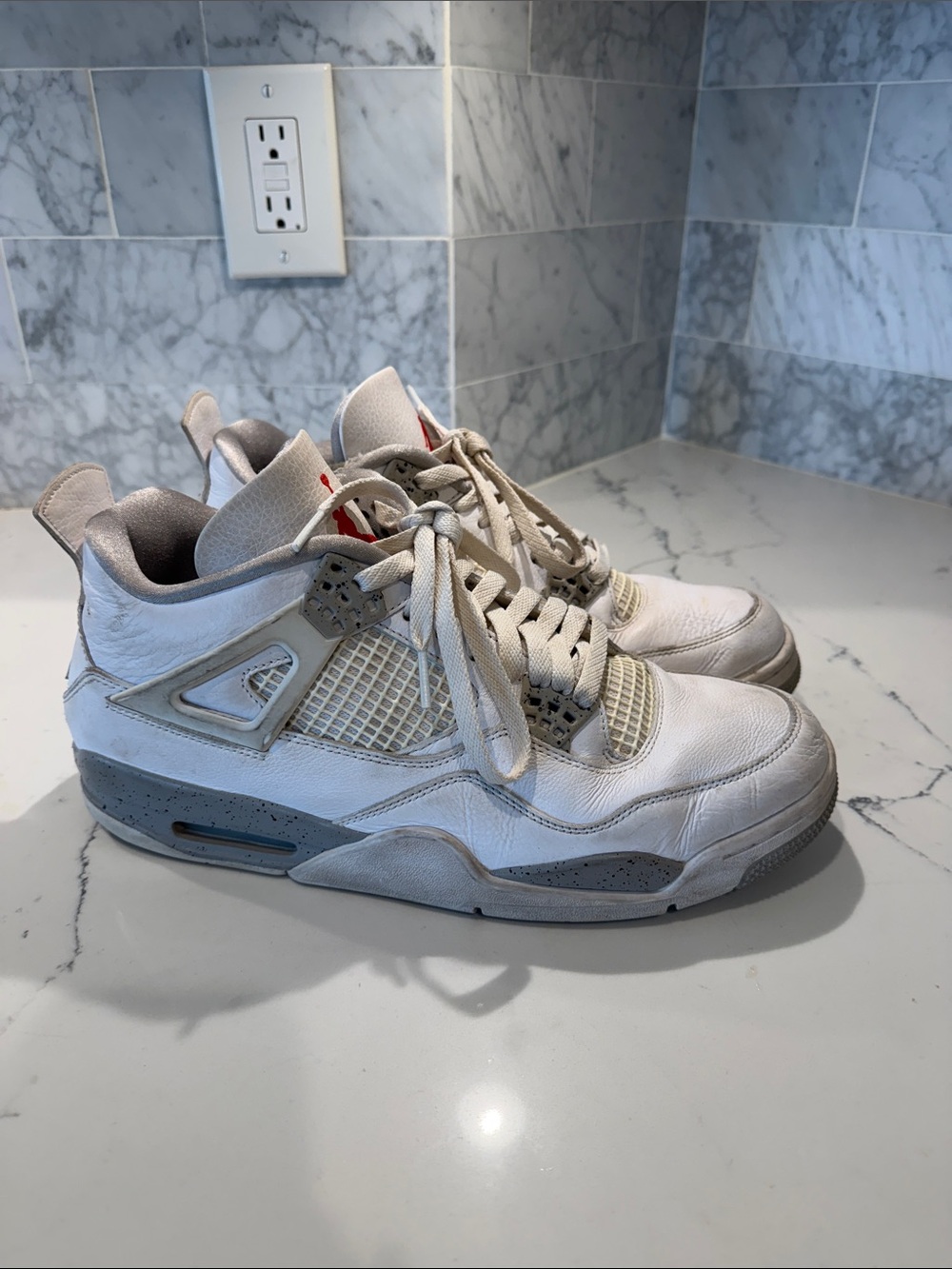 Air Jordan 4 Retro "White Oreo"